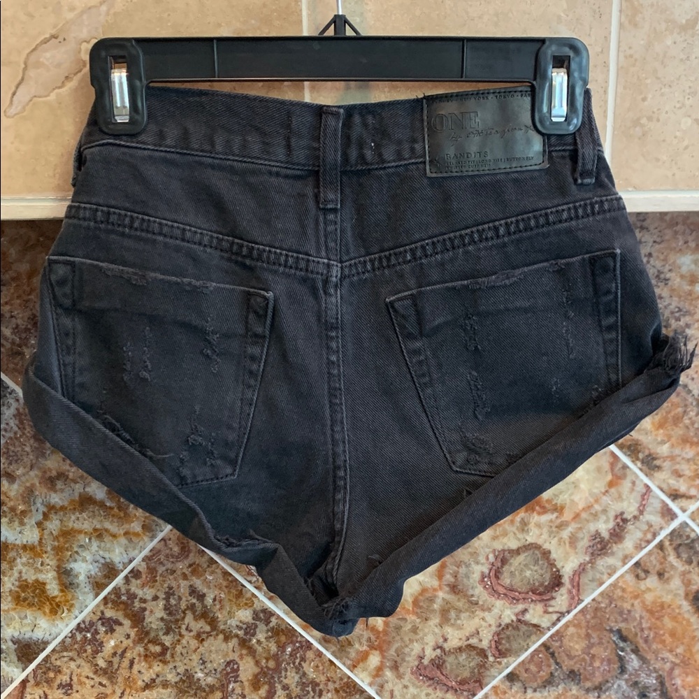 One Teaspoon Relaxed Fit Black Distressed Button Fly Long Rise Jean Shorts Sz 22 - Picture 2 of 14